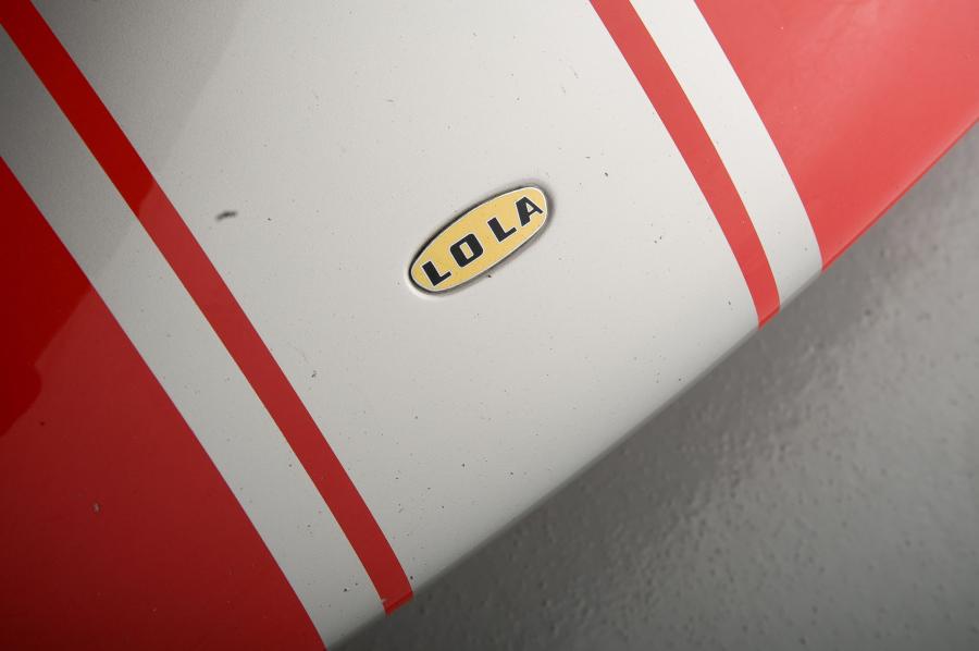 Детали экстерьера Lola T70 Spyder (Mk I) 1965 года  (фото 12 из 20)